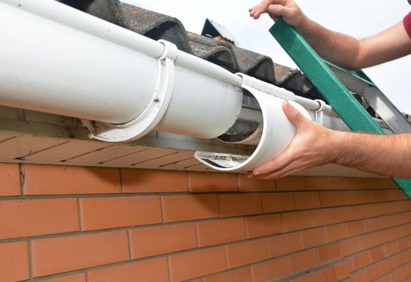 Gutter Seam Repair in Carthage