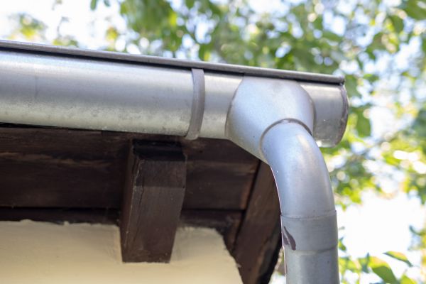 Metal Rain Gutter Installation in Carthage